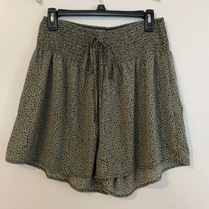 SHEIN Curve High-Waisted Lightweight Shorts